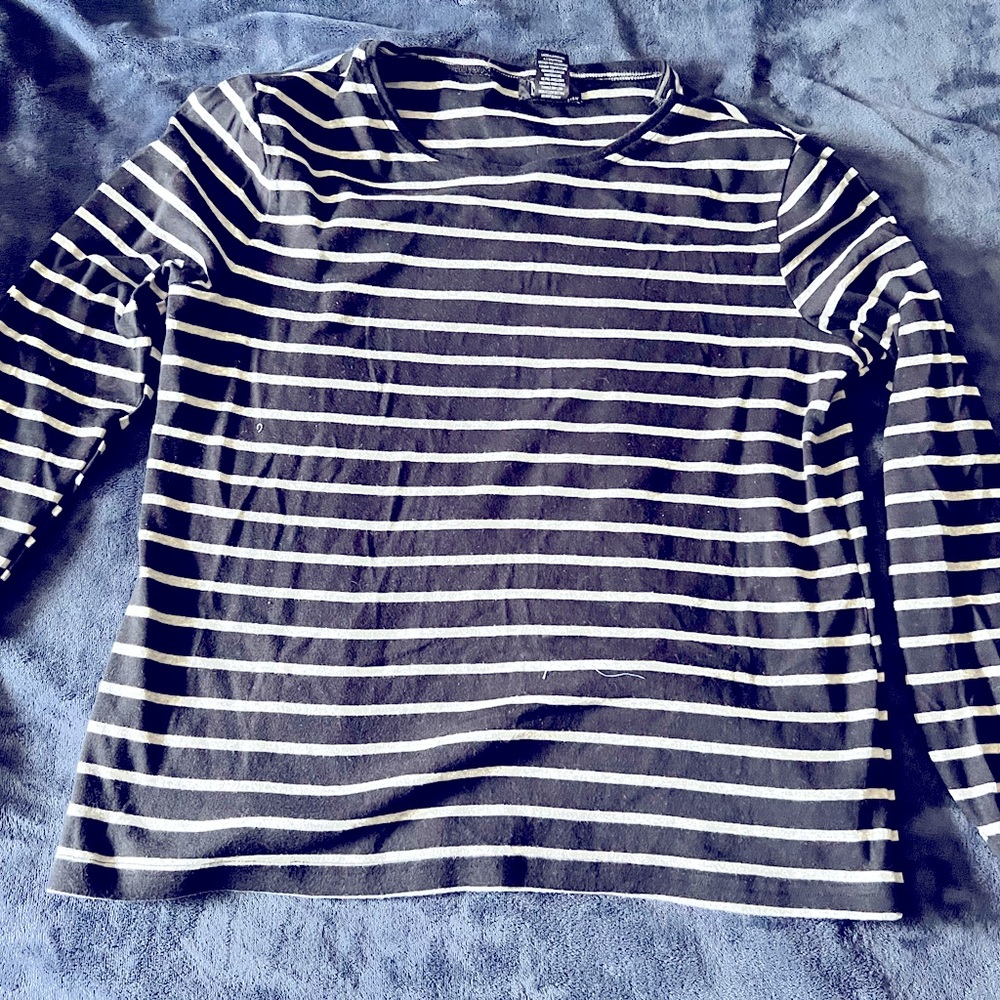 Womens black&white top size XL